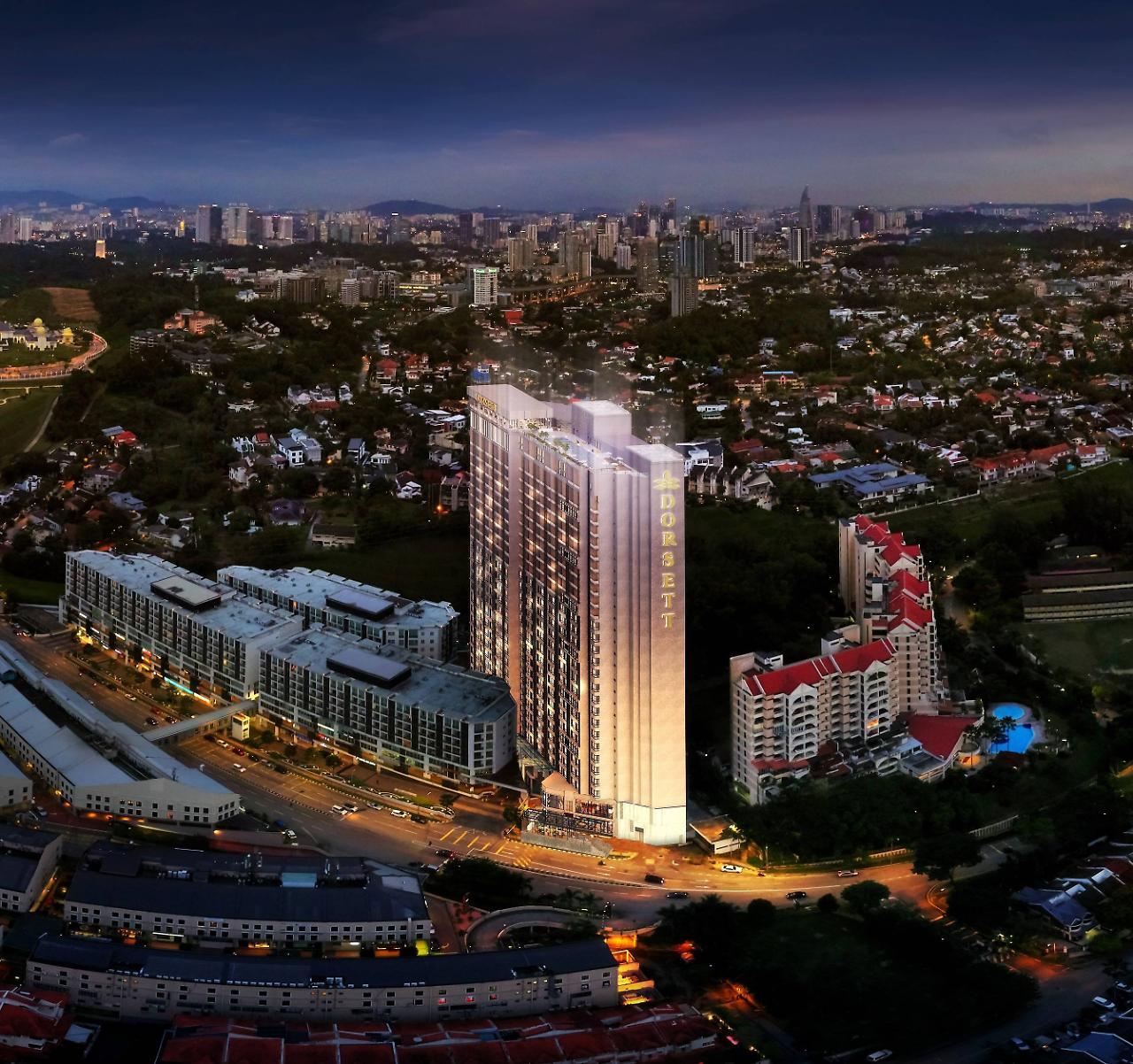 Готель Dorsett Hartamas Куала-Лумпур Екстер'єр фото The 38-storey residential tower