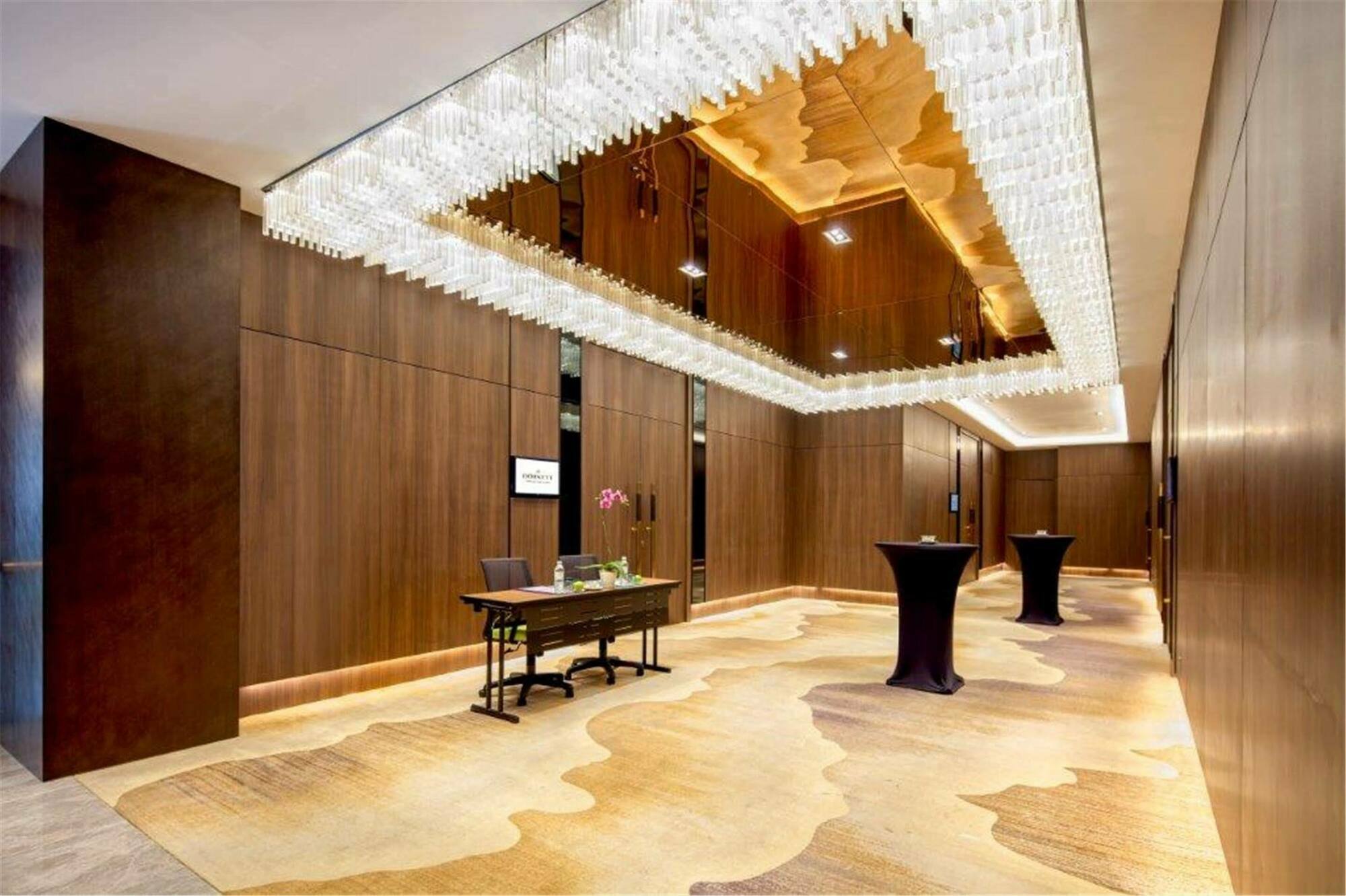 Готель Dorsett Hartamas Куала-Лумпур Екстер'єр фото The Westin Convention Centre
